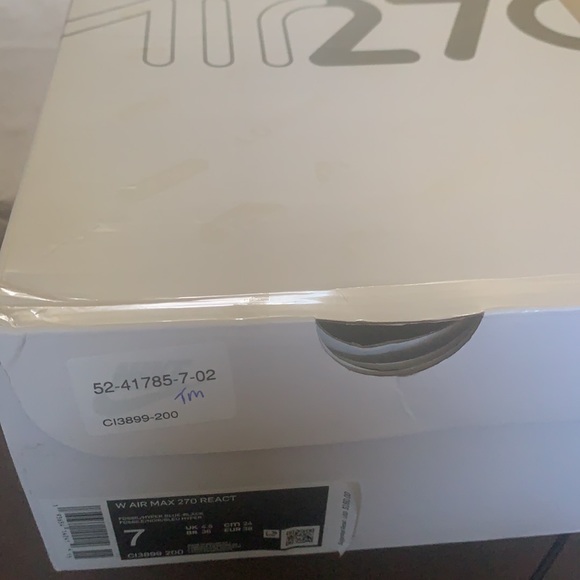 Nike Air Max 270 React size 7 - Picture 8 of 8